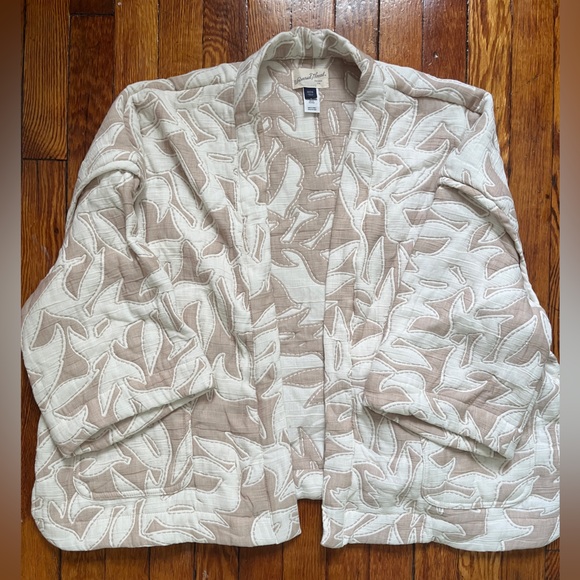 Universal Thread Tan and White Floral Lightweight Kimono Jacket - Picture 1 of 4